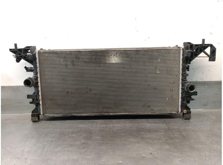 Replacement water radiator for opel astra k (b16) 1.6 cdti (68) OEM IAM reference 13453907 13453907 427460812