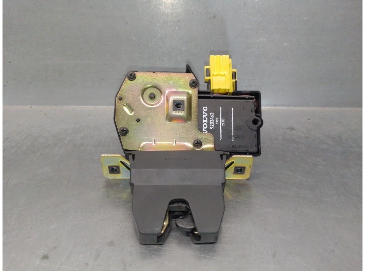 Replacement trunk / tailgate lock for Volvo S80 I (184) 2.4 OEM IAM reference 9170974 9170974 