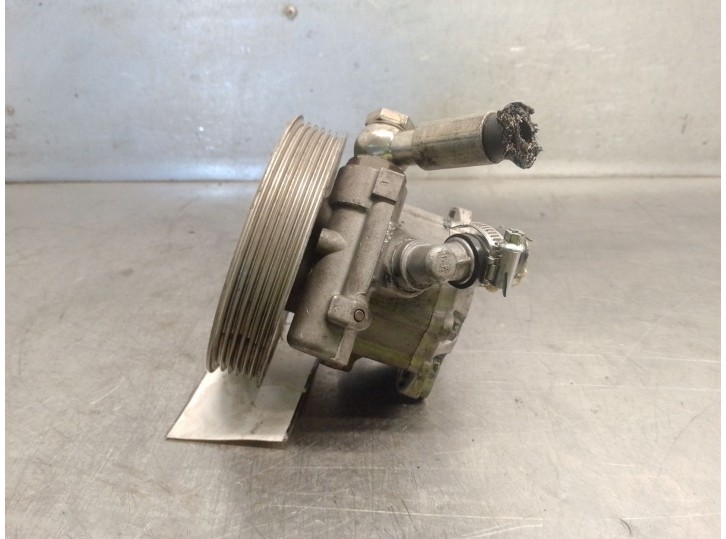 Recambio de bomba servodireccion para audi a4 b5 (8d2) 2.5 tdi referencia OEM IAM 8D0145156K 8D0145156K
