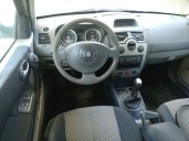 renault megane ii sedán (lm0/1_) del año 2004