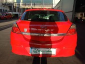 opel astra h gtc (a04) del año 2011