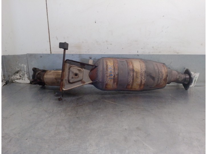Replacement catalytic converter for Volvo S60 I (384) 2.4 OEM IAM reference 30751939 36000187