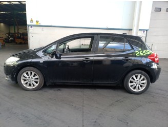 toyota auris (_e15_) from the year 2007