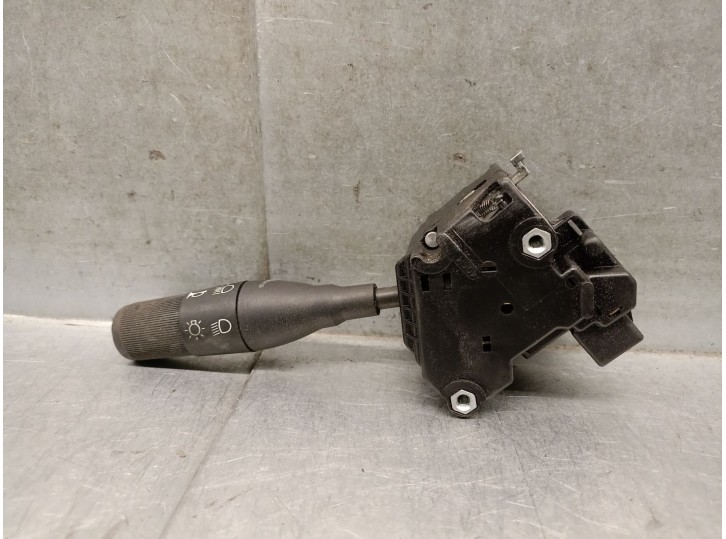 Replacement light switch for renault 19 ii (b/c53_) 1.4 (b/c535) OEM IAM reference E7J E7J