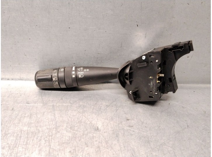 Replacement light switch stalk for Dodge Caliber 2.0 CRD OEM IAM reference 5183946AA 5183946AA