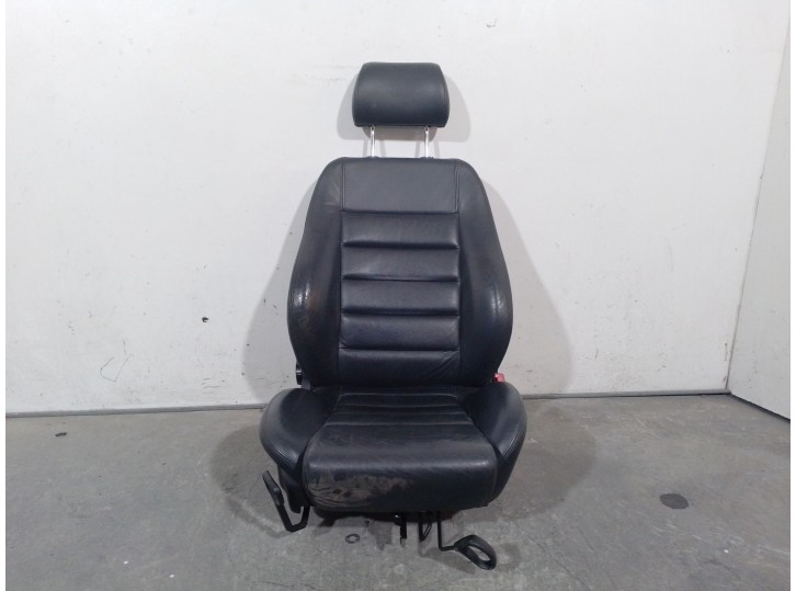 Replacement front right seat for Audi A4 B5 (8D2) 2.5 TDI OEM IAM reference 8D0881026E 8D0881026E 