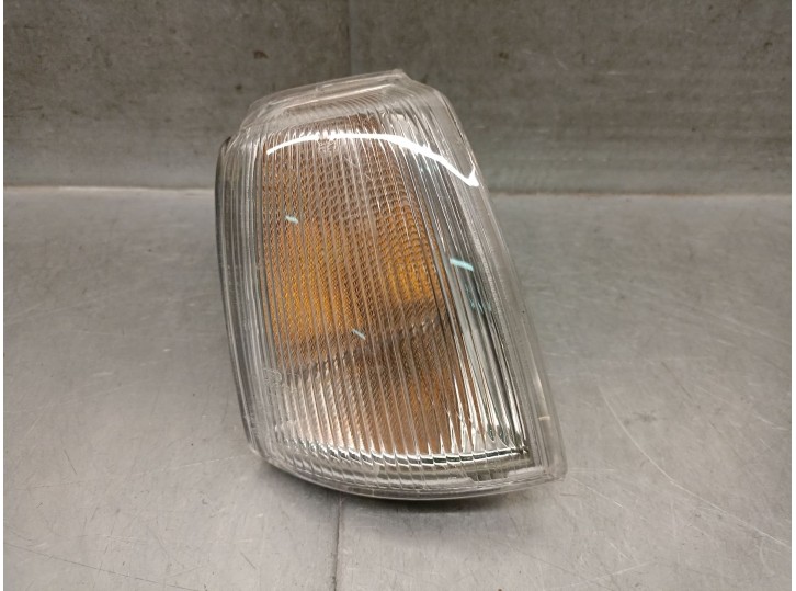 Replacement front right indicator for Renault 19 II (B/C53_) 1.4 (B/C535) OEM IAM reference E7J E7J