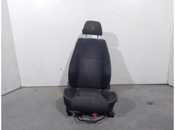 Replacement front left seat for Alfa Romeo 147 (937_) 1.9 JTD (937.AXD1A, 937.BXD1A) OEM IAM reference 51773169 51