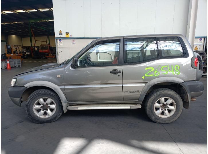 nissan terrano ii (r20) del año 2000