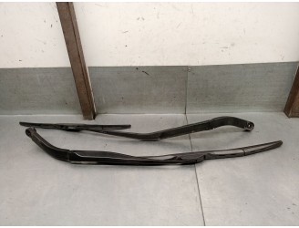 FRONT RIGHT WIPER ARM 288861CA0A 288811CA0A 
