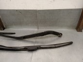 Replacement front right wiper arm for Infiniti FX 37 AWD OEM IAM reference 288861CA0A 288811CA0A 