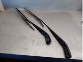 Replacement front right wiper arm for Volvo S80 I (184) 2.4 OEM IAM reference 9484617 9484617 