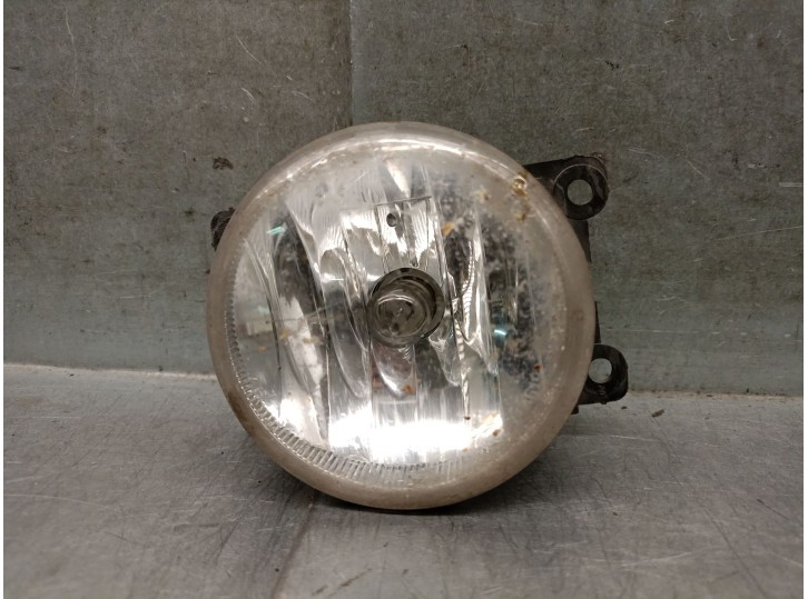 Replacement right fog light for Citroën C3 III (SX) 1.2 PureTech 82 OEM IAM reference 9685425280 9685425280 