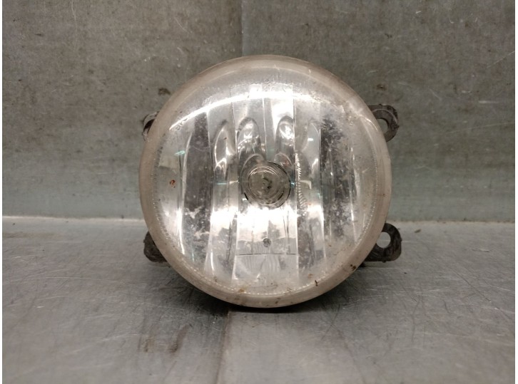 Replacement left fog light for Citroën C3 III (SX) 1.2 PureTech 82 OEM IAM reference 9685425280 9685425280 