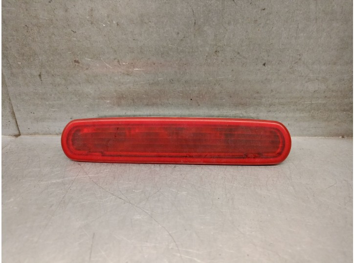 Replacement central brake light for Opel Combo van/combispace (X12) 1.3 CDTi (B05) OEM IAM reference 95509632 1222290