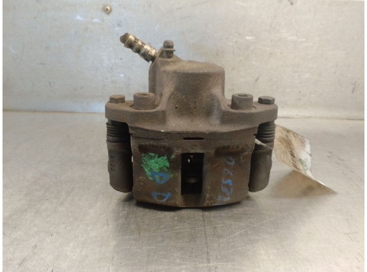 Replacement front right brake caliper for Renault 19 II (B/C53_) 1.4 (B/C535) OEM IAM reference 7701207959 