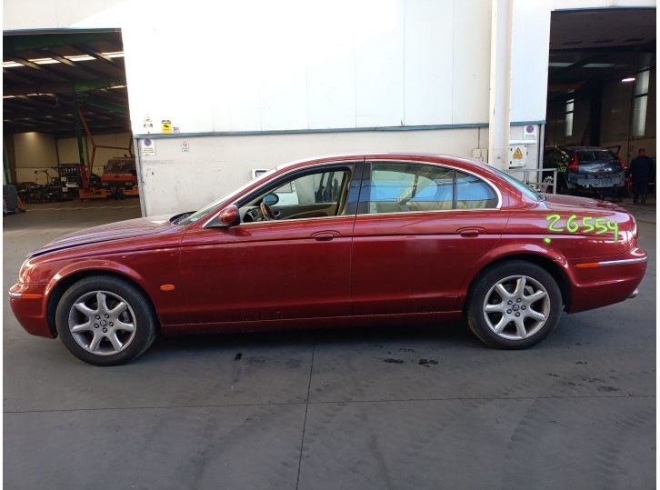 Jaguar S-Type II (X200) from the year 2004