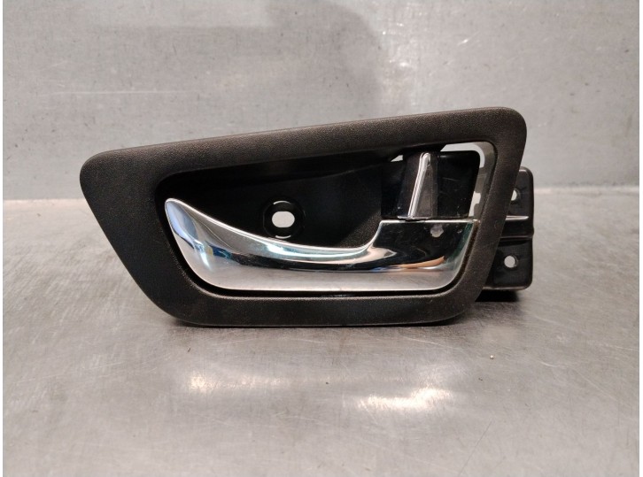 Recambio de maneta interior trasera derecha para ssangyong tivoli 1.6 xdi 160 referencia OEM IAM 673910 