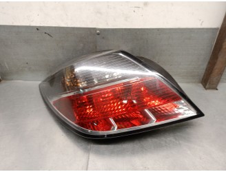Replacement left rear light for Opel Astra H GTC (A04) 1.7 CDTi (L08) OEM IAM reference 24451832 1222117 