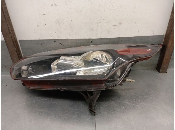 Replacement left headlight for Ford Transit Connect V408 van/MPV 1.5 TDCi OEM IAM reference FT1113W030DB 1949635