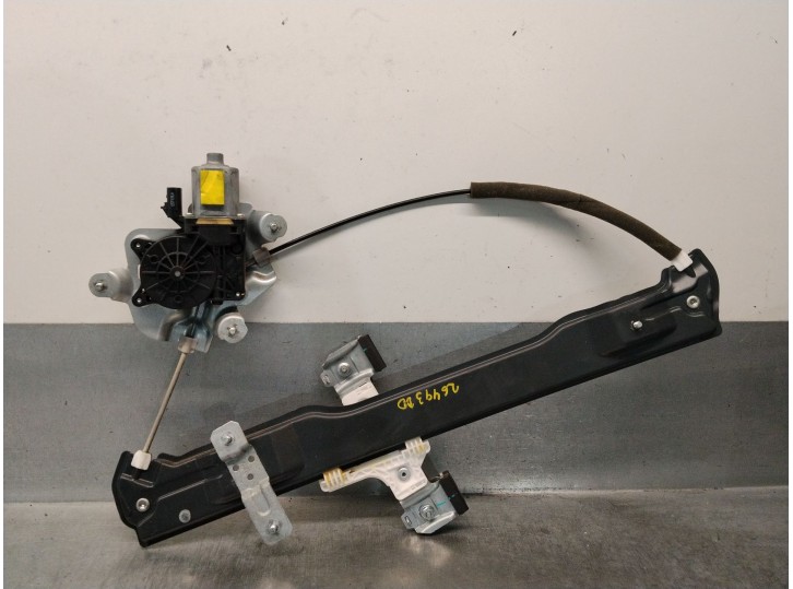 Recambio de elevalunas delantero derecho para ssangyong tivoli 1.6 xdi 160 referencia OEM IAM 673910 