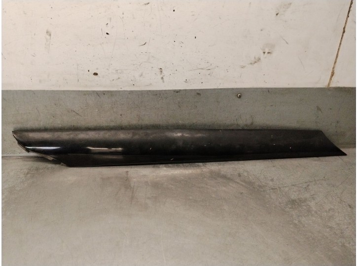 Replacement front moldings for SsangYong Tivoli 1.6 XDi 160 OEM IAM reference 7921035010 