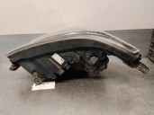 Replacement right headlight for SsangYong Tivoli 1.6 XDi 160 OEM IAM reference 8310235300 
