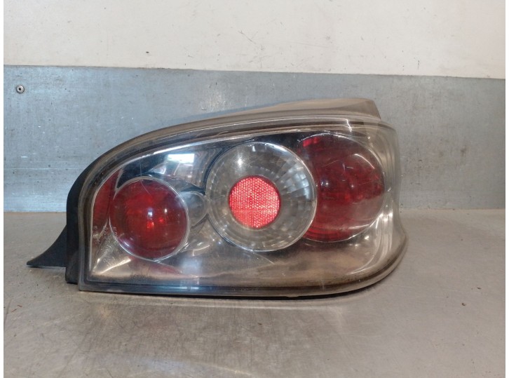 Replacement right rear light for Citroën Saxo (S0, S1) 1.5 D OEM IAM reference 6351L8 6351L8 