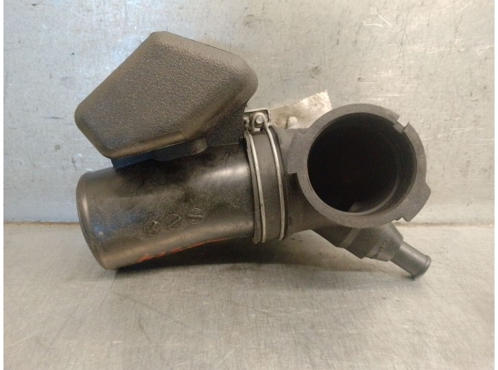 Replacement tube for Toyota Prius (_w3_) 1.8 Hybrid (zvw3_) OEM IAM reference 1789437010 1789437010 