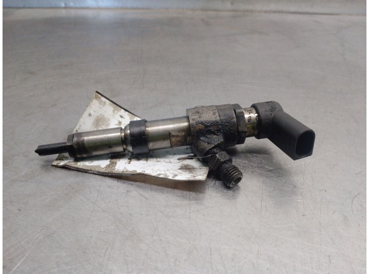 Recambio de inyector para ford fiesta v (jh_, jd_) 1.4 tdci referencia OEM IAM 9655304880 