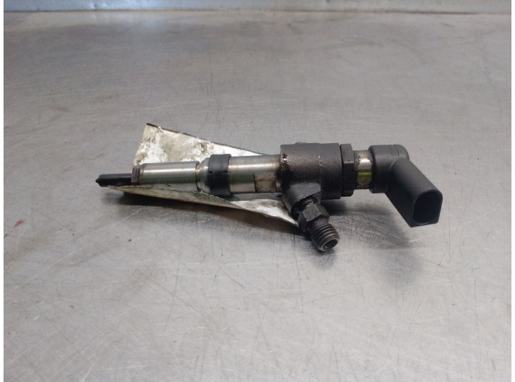 Recambio de inyector para ford fiesta v (jh_, jd_) 1.4 tdci referencia OEM IAM 9655304880 