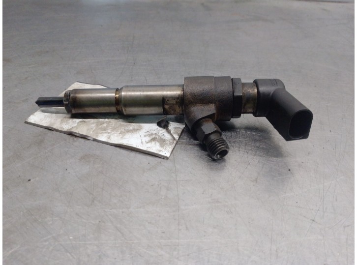 Recambio de inyector para ford fiesta v (jh_, jd_) 1.4 tdci referencia OEM IAM 9655304880 