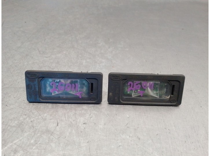 Replacement license plate light for Jaguar XE (X760) 2.0 D OEM IAM reference GX7313B627AB T2H24328 