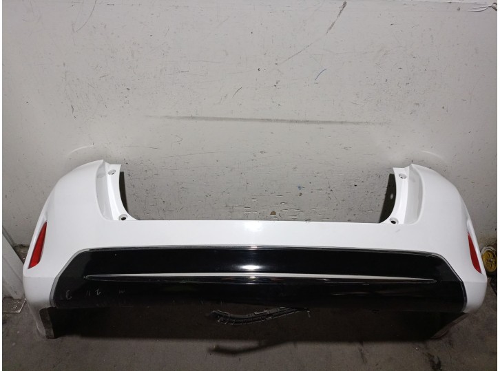 Replacement rear bumper for Toyota Auris (_E18_) 1.8 Hybrid (ZWE186_) OEM IAM reference 5215902995 5215902995 