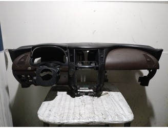Recambio de salpicadero para infiniti fx 30d awd referencia OEM IAM 682001CA2C 682001CA2C 