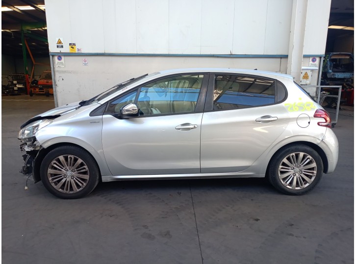 PEUGEOT 208 I (CA_, CC_)