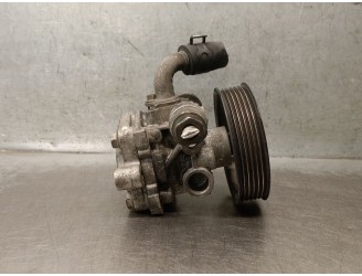 Recambio de bomba servodireccion para dodge caliber 2.0 crd referencia OEM IAM 5105449AA 5105449AA 6Z126831