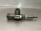Recambio de inyector para dodge caliber 2.0 crd referencia OEM IAM 03G130073G 0414720404