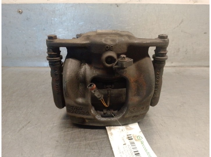 Replacement front right brake caliper for Infiniti QX30 2.2 D AWD OEM IAM reference 411115DA0A 411115DA0A