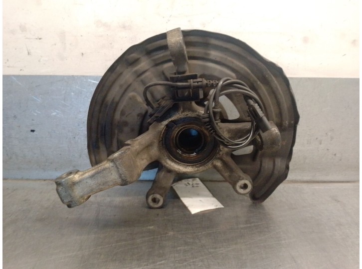 Recambio de mangueta delantera derecha para infiniti qx30 2.2 d awd referencia OEM IAM 400145DA0A 400145DA0A 
