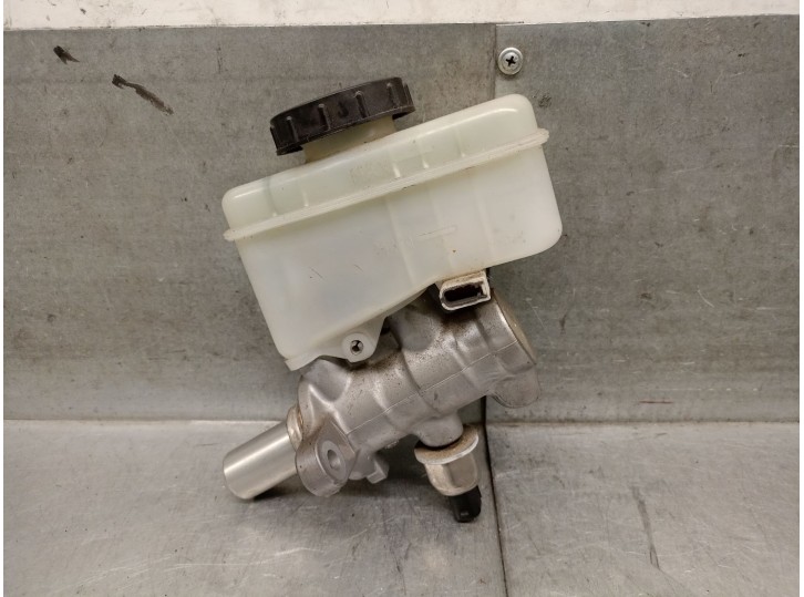 Recambio de bomba freno para infiniti fx 30d awd referencia OEM IAM D6010JK01A D6010JK01A 
