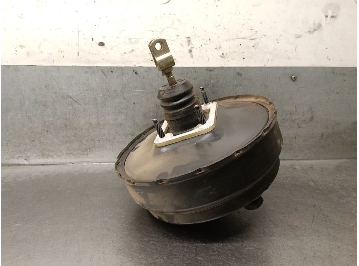 Recambio de servofreno para hyundai h-1 furgoneta (a1) 2.5 td referencia OEM IAM 586004A720 586104A710
