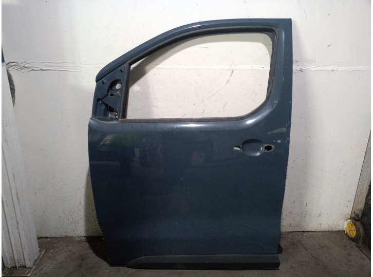 Replacement front left door for Citroën Jumpy III Van (V_) 1.5 BlueHDi 100 OEM IAM reference 9811893780 98118