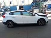volvo v40 cross country (526) del año 2016