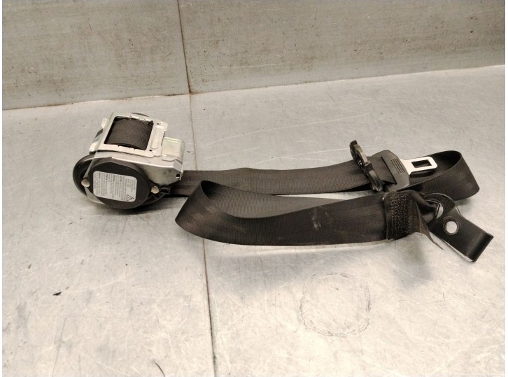 Replacement front right seatbelt for Audi A3 (8P1) 2.0 TDI 16V OEM IAM reference 8P4857706C 8P4857706C