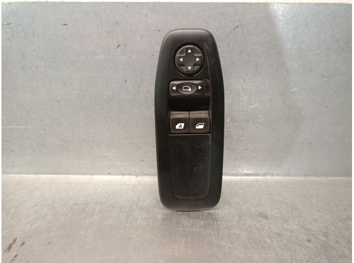 Replacement front left window switch for Peugeot 208 I (CA_, CC_) 1.6 BlueHDi 100 OEM IAM reference 96751127ZD