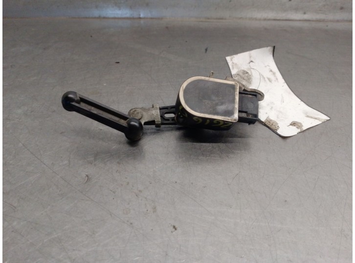 Second-hand headlight leveling motor replacement for BMW 6 Gran Coupe (F06) 640 d OEM IAM reference 37146860843 37146860843