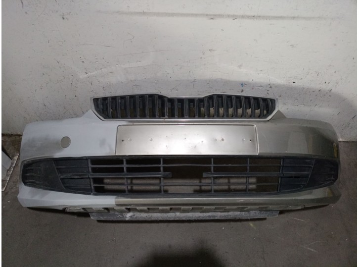 Replacement front bumper for Skoda Fabia III (NJ3) 1.0 OEM IAM reference 6V0807221 6V0807221