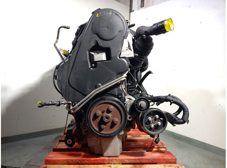 Recambio de motor completo para volvo v60 i (155) d5 referencia OEM IAM D5244T15 36001935 1221292