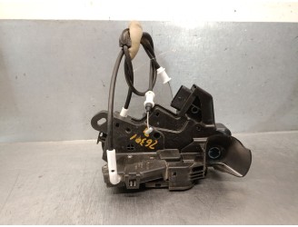 Replacement front left door lock for jeep avenger 1.2 OEM IAM reference 9846870180 9846870180
